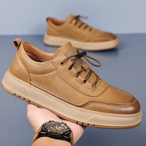 Chaussures bateau en cuir pour hommes, bout rond, couleur unie, semelle intermédiaire EVA amortie, semelle extérieure en caoutchouc, style britannique, décontractées pour l'automne - Product Image 4