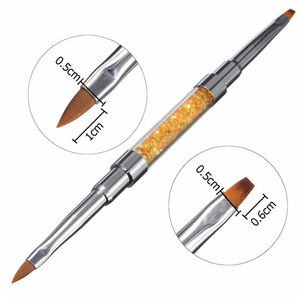 Pinceau à ongles double embout avec manche métallique, plat, pour gel, liner et sculpture, en fibre de nylon, avec virole sertie et capuchon - Product Image 1