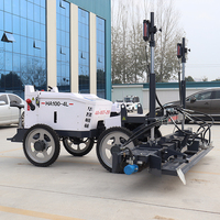 Machine de nivellement laser à béton à quatre roues motrices, propulsée par un moteur, pour les projets de construction d'entrepôts