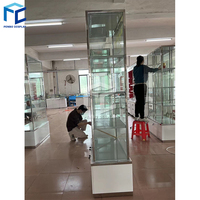 Boutique-Vitrine und Aluminium-Vitrinen Glasvitrine mit LED-Beleuchtung Vollglas-Turmvitrine Ausstellungsvitrine