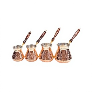 Ensemble de 4 théières en cuivre de qualité supérieure, taille personnalisée, théière et cafetière avec poignées en bois pour une utilisation en cuisine - Product Image 1