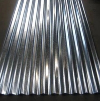 Système isolé de panneau de toit Tôles d'aluminium ondulées galvanisées Toiture résistante aux ouragans