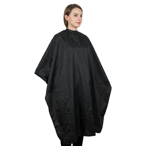 Capa de Barbero Clásica Negra Sólida Personalizada, Impermeable, con Cierre Ajustable en el Cuello, Capa Profesional para Peluquería y Corte de Cabello - Product Image 6