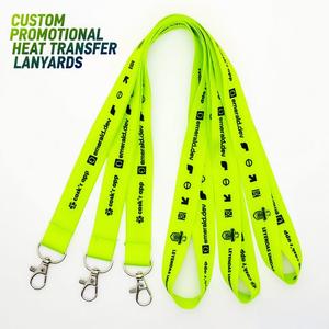 Оптовые экологичные полиэстеровые ланъярды с индивидуальным логотипом, премиум-класса, с термотрансферной печатью, на шейном ремешке, с застежкой-карабином для корпоративных клиентов - Product Image 1