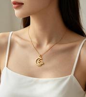 Collier Lune Croissante en Acier Inoxydable, Pendentif Nuage, Pendentif Lune, Plaqué Or 18 carats