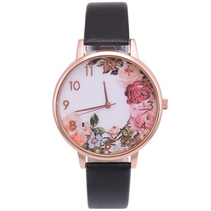 Montre pour femme style Tour Eiffel, bracelet en cuir orné de strass, mouvement à quartz, vente en gros usine - Product Image 6