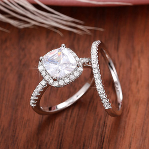 Set di Anelli in Due Pezzi con Zirconi per Donne, Elegante Gioiello da Dito Abbinabile alla Moda - Product Image 6