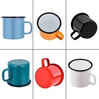 Tasses en émail en gros à prix d'usine, 6 couleurs assorties, tasses à café et à thé avec bord roulé noir, logo personnalisé, tasses en acier pour le camping