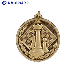 Piezas de ajedrez de poliresina, figura pintada de la Revolución Americana - Product Image 6