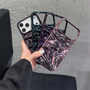 Funda para iPhone 17 Pro Max, Diseño de Pliegues con Revestimiento de Lujo para Mujeres y Chicas, Carcasa de TPU para iPhone 15, 16, 17 Pro Max - Product Image 4
