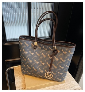 Bolsos Tote de Lujo, Bolso de Hombro de Cuero PU de Alta Calidad para Mujer, Estilo Vintage, Hilo Abierto, Moda Otoñal - Product Image 1