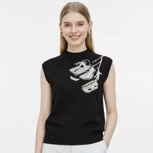 Women's Crew Neck Sleeveless Knit Vest, Abstract White Rose Jacquard Black Thin Knit Layering Tank Top