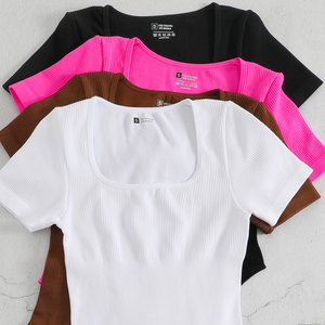 Haut de sport respirant et ajusté, veste de sport fonctionnelle pour l'extérieur - Product Image 2