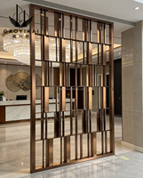 Paravent de luxe personnalisé en acier inoxydable 304 pour la décoration et la séparation d'espace, idéal pour les projets de hall d'hôtel et d'appartement