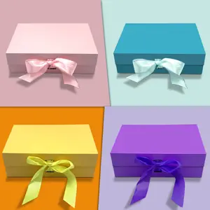 High quality custom paper packaging magnetic folding gift box with ribbon