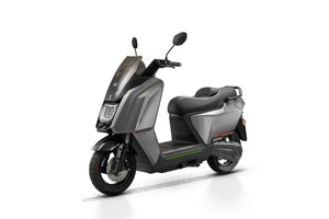 High Capacity <b>Battery</b> 8500W Scooter 74V Adult Scooter Motorcycle No Gas Needed - Product Image 2
