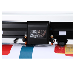 Traceur de découpe servo à double tête Anycut ZKD1550-SF 1250 mm avec positionnement par caméra haute vitesse et précision de 0,01 mm pour films automobiles et photos - Product Image 2