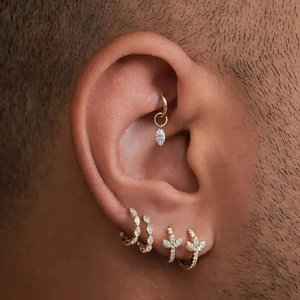 CANNER 2023 Bijoux Tendance Boucles d'Oreilles Créoles en Argent Sterling S925 avec Zircon Étoile Simple et Personnalisé pour Femme - Product Image 1