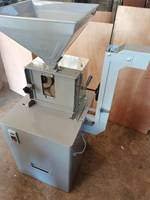 Coquille de décortiqueur de fèves de cacao rôties vannant la machine de décorticage de fissuration d'épluchage de fèves de cacao HJ-SN026