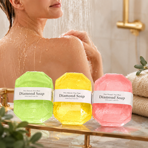 Savon artisanal naturel aux pierres précieuses avec feuille d'or, huile essentielle, hydratant, nettoyant, parfumé, pour le bain, cadeau - Product Image 5