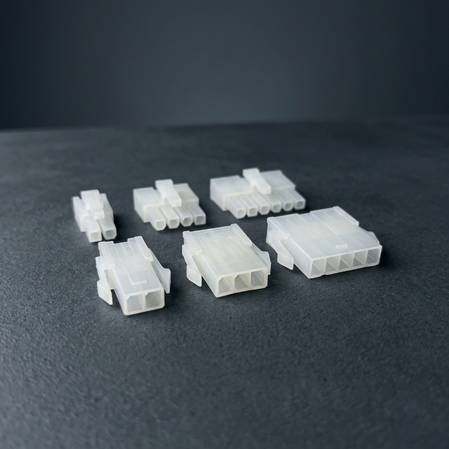 4.2mm 2-24 Pin Wire Harness Factory Molex Type Connector Model 5557 Nylon Natural Color Wire Connector