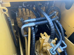 Excavatrice hydraulique Caterpillar 320C d'occasion 2022, 20 tonnes, avec moteur et boîte de vitesses - Product Image 4