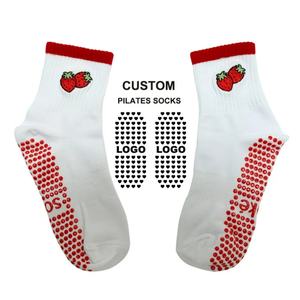 Calcetines Antideslizantes de Algodón para Yoga y Pilates para Mujer, con Logotipo Personalizado, Diseño Antideslizante, Calcetines de Ballet con Estrellas - Product Image 1