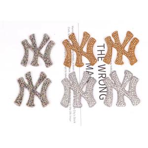 Grosir disesuaikan olahraga <span class=keywords><strong>m</strong></span> l B aksesoris hadiah kain Dekorasi garmen Fashion perhiasan panas memperbaiki berlian imitasi - Product Image 1