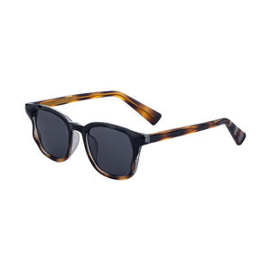 Gafas de sol cuadradas para hombre ZT-99312 con lentes de PC UV400, montura de plástico y metal, ligeras, para uso en exteriores. - Product Image 3