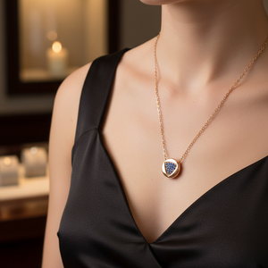 Colgante de Plata de Ley 925 con Diseño Triangular Moderno, Adornado con Circonita Negra en Forma Redonda, Hecho a Mano en Turquía, Venta al por Mayor - Product Image 3