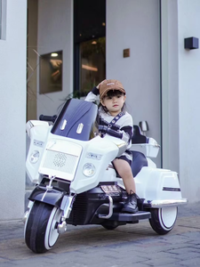 Unisex çocuklar <span class=keywords><strong>3</strong></span>-Wheel elektrik pili işletilen plastik binmek-on araba küçük boyutu fabrika toptan <span class=keywords><strong>3</strong></span>-8 yaşındaki çocuklar için - Product Image 3