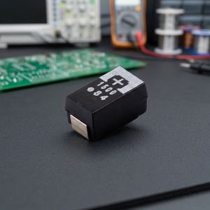 ตัวเก็บประจุแทนทาลัมโพลิเมอร์แบบติดตั้งบนพื้นผิว 2R5TPE1500MF SMD 1500uF 20% สำหรับประกอบวงจรอิเล็กทรอนิกส์ - Product Image 2