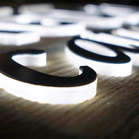 Enseigne lumineuse LED personnalisée avec plaque inférieure intégrée en acrylique et lettres, pour usage intérieur en bureau, options de couleur personnalisées