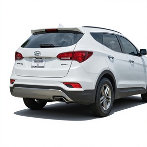 SUV SantaFE Sport 2.4L d'occasion de 2017, sièges en cuir, transmission automatique, phares LED, pneus R18, moteur à essence - Product Image 6