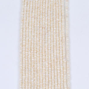 Collar de Perlas de Agua Dulce Naturales Hechas a Mano en Zhuji, 3-3.5mm, Pieza Plana, Pequeñas Perlas Blancas, Cadena para Clavícula - Product Image 1