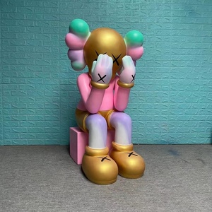 Escultura Artística de Resina Personalizada, Figura Pintada a Mano, Adorno Decorativo para el Hogar, Rostro Cubierto Sentado - Product Image 5