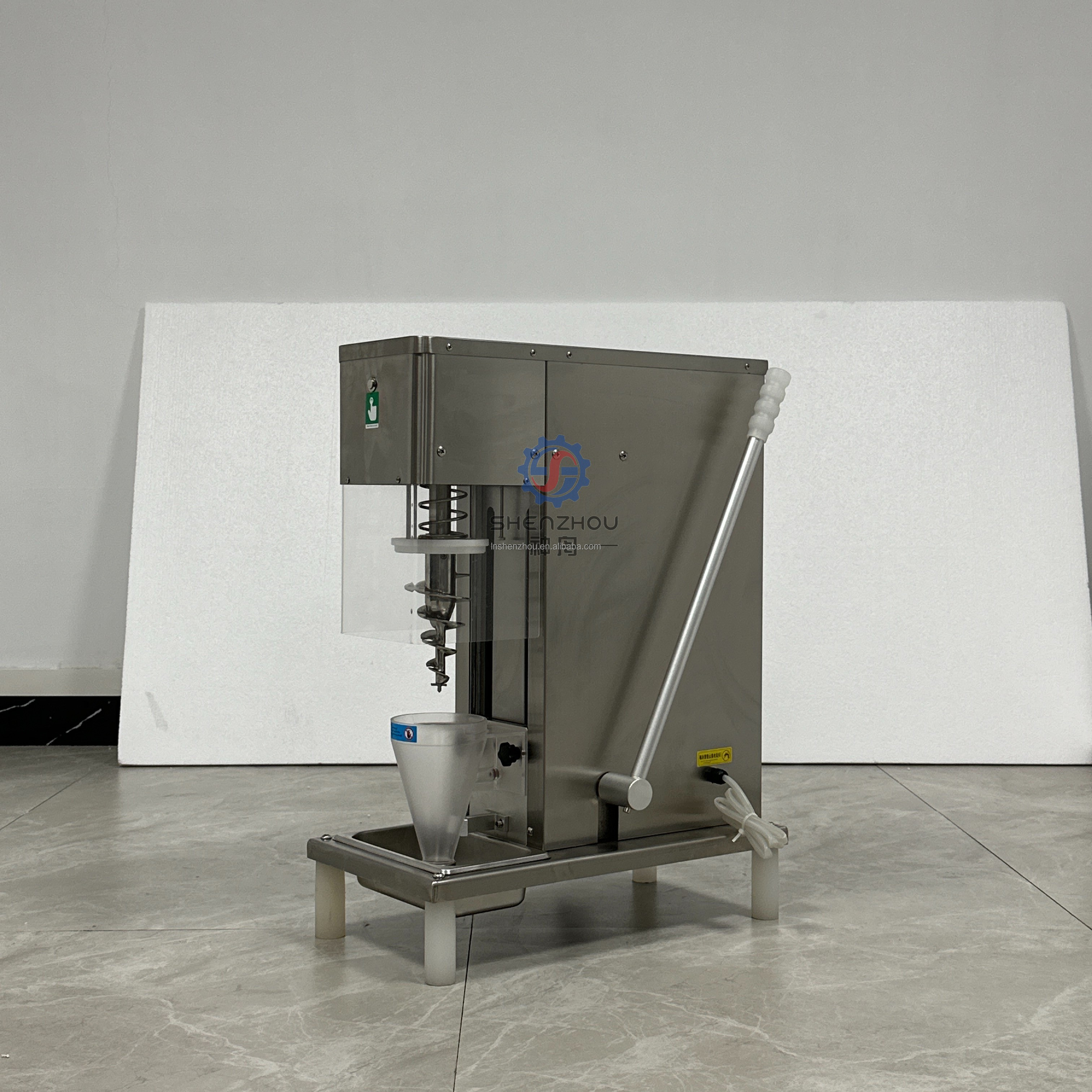 アイスブレンダー アイスクリーム製造機ブリザードアイスクリームミキサーブレンダー