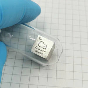 แคลเซียมเมทัล <span class=keywords><strong>Ca</strong></span> ขนาด 10 มม. รูปทรงลูกบาศก์ ความบริสุทธิ์ 99.9% ในหลอดแก้วบรรจุใต้อากอน - Product Image 3