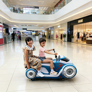 Coche Eléctrico Infantil con Luces LED, Diversión para el Parque y la Zona de Juegos, Funciona con Batería - Product Image 4
