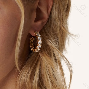 Pendientes de aro de Amore elegantes personalizados de oro y plata 2024 joyería de alta calidad de tendencia 925 de tendencia - Product Image 4