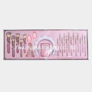 <span class=keywords><strong>JOS</strong></span> Nuevo Set de Regalo de 23 Brochas de Maquillaje de Pelo Sintético con Lazo para el Pelo de Diamantes y Rizador de Pestañas Adecuado para Rostro y Labios - Product Image 3