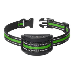 Dispositivo seguro para perros recargable a prueba de agua <span class=keywords><strong>Collar</strong></span> para perros <span class=keywords><strong>Collar</strong></span> antiladridos automático para perros - Product Image 1