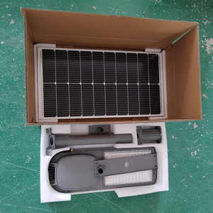 ไฟถนน LED แบบแยกส่วนอัจฉริยะ พลังงานแสงอาทิตย์ กันน้ำ IP65 ควบคุมเวลาด้วยรีโมท ใช้พลังงานแบตเตอรี่ DC ตัวเรือนอะลูมิเนียมหล่อขึ้นรูป - Product Image 5