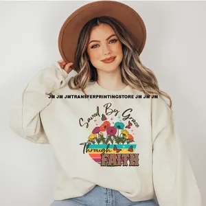 Adesivi Termoadesivi DTF Lavabili con Citazioni Ispirazionali 'Floral Mama Club in My Era Mom Life Love' Pronti da Applicare su Felpe - Product Image 5