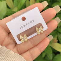 Boucles d'oreilles de style anneau ailes de papillon à la mode plaqué cuivre avec plein de diamants zircone nouveau Design pour dames vêtements quotidiens