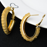 Vente flash - Collier et boucles d'oreilles tendance en cuivre plaqué or 18 carats de haute qualité - Cadeau pour femme pour mariage, fiançailles, anniversaire, fête