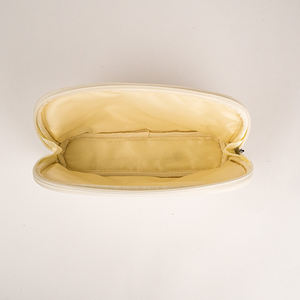 Trousse de maquillage de luxe pour femmes Sac de rangement cosmétique à fermeture éclair en cuir PU avec logo personnalisé pour le voyage - Product Image 4