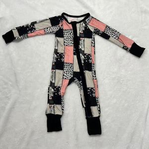 Wholesale Custom Baby Bamboo Clothes Natural Print Cute Zippy Sleeper Summer with Two Way Zipper for Unisex - Product Image 4