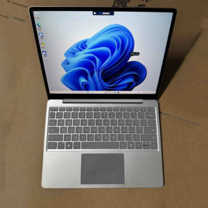 Precio económico para Mic-rosoft Surface Go 1 i5 10ma generación 256G SSD con teclado en caja, portátil empresarial usado, computadora de oficina con pantalla táctil - Product Image 1