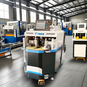 Máquina de Unión de Esquinas de PVC/Aluminio/UPVC de Nueve Ejes, de Alta Resistencia, Controlada por PLC, Accionada por Motor y con Rodamientos Reforzados - Product Image 2